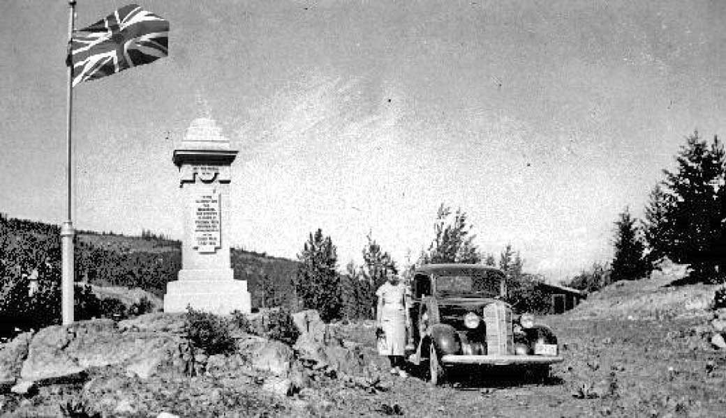 remday02_cenotaph-1937